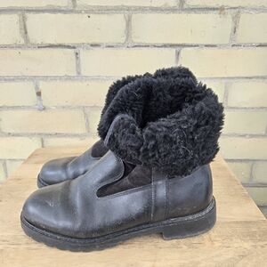 Roots Shearling Boots